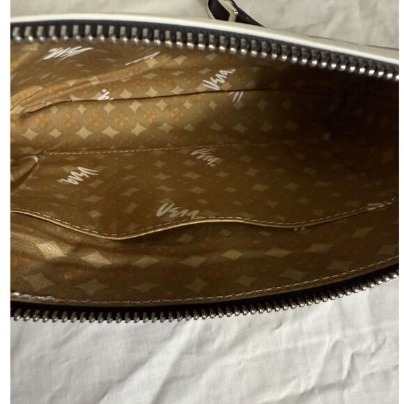 🌼  Brighton Chic Designer-Insipired Floral Crossbody Bag - Picture 3 of 3